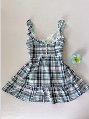 Hollister Plaid Babydoll Top     Y2K style